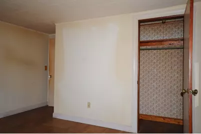 28 Pleasant St, Hanson, MA 02341 - Photo 9