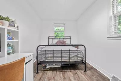 17 Pine St, Bellingham, MA 02019 - Photo 11