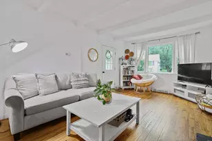 17 Pine St, Bellingham, MA 02019 - Photo 5