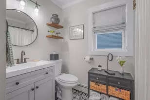 381 Wood St, Bristol, RI 02809 - Photo 15