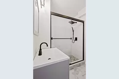40 Baxter St #7, Boston, MA 02127 - Photo 15