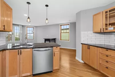 40 Baxter St #7, Boston, MA 02127 - Photo 7