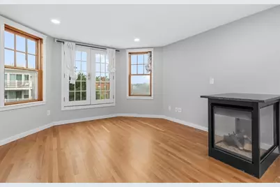 40 Baxter St #7, Boston, MA 02127 - Photo 9