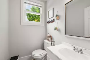 158 Main St, Upton, MA 01568 - Photo 21