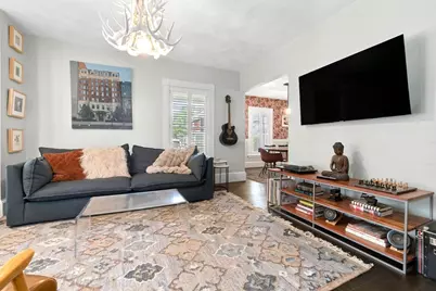 13 Pleasant St, Hamilton, MA 01982 - Photo 15