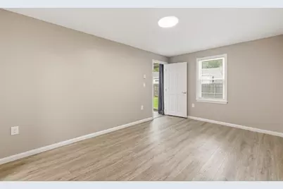 18 Fuller Ave, Lancaster, MA 01523 - Photo 15