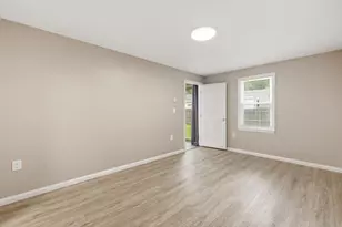 18 Fuller Ave, Lancaster, MA 01523 - Photo 15