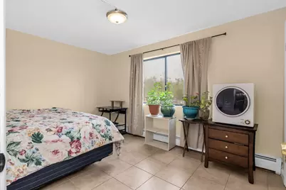 262 E Haverhill St #2, Lawrence, MA 01841 - Photo 15