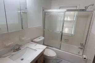 74 Leatherleaf Dr, Springfield, MA 01109 - Photo 13