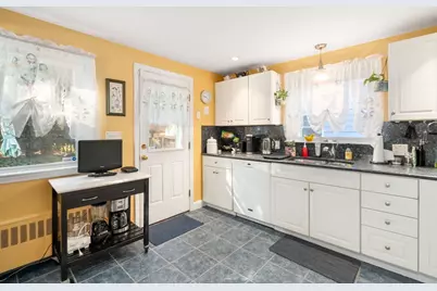 151 Wright Street, Arlington, MA 02474 - Photo 5