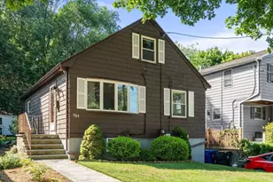151 Wright St, Arlington, MA 02474 - Photo 1