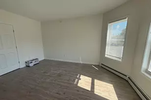 27 Intervale St, Brockton, MA 02302 - Photo 5