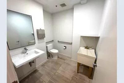 362-364 W Broadway #C, Boston, MA 02127 - Photo 5