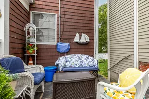 50 Rowland St, Marblehead, MA 01945 - Photo 5
