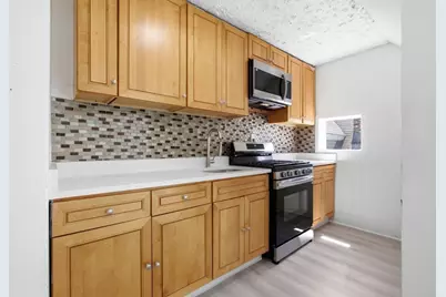 33 Greenbrier St. #3, Boston, MA 02124 - Photo 3
