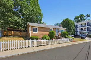 10 Meyer St, Boston, MA 02131 - Photo 3