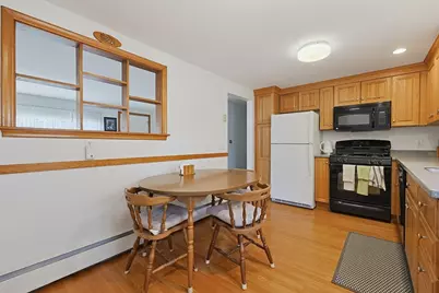 10 Meyer St, Boston, MA 02131 - Photo 11