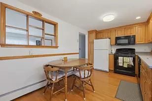 10 Meyer St, Boston, MA 02131 - Photo 11