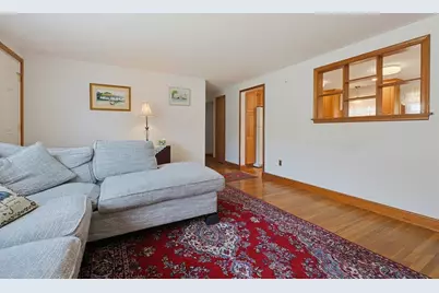 10 Meyer St, Boston, MA 02131 - Photo 17