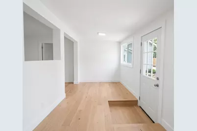 22 Hanson Ave, Walpole, MA 02081 - Photo 9