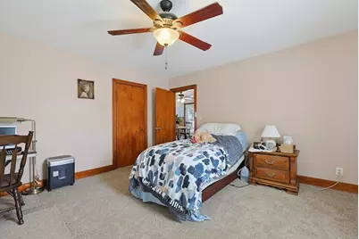 16 Lakeview St, Blackstone, MA 01504 - Photo 13