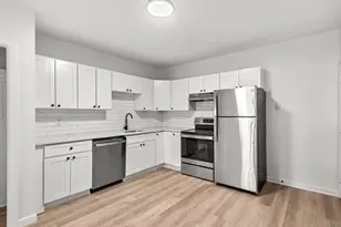 14 Pierce St, Foxboro, MA 02035 - Photo 1