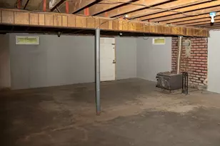 159 Roy, Springfield, MA 01104 - Photo 33
