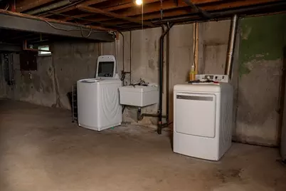 159 Roy, Springfield, MA 01104 - Photo 31