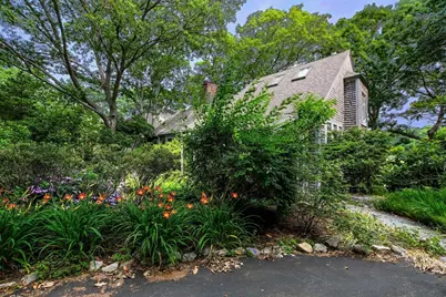 72 Loop Rd, Falmouth, MA 02540 - Photo 5