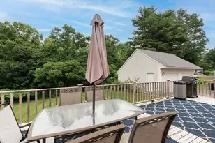47 Hadley St, South Hadley, MA 01075 - Photo 9