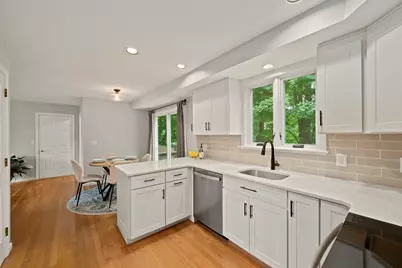 18 Mulberry Ln, Canton, MA 02021 - Photo 7