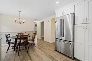 52 Cecile Dr, Chicopee, MA 01020 - Photo 9