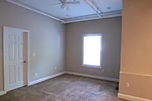 1072 Washington St, Weymouth, MA 02189 - Photo 5