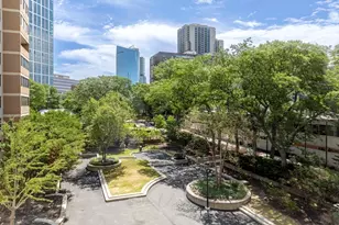 8 Whittier Pl, Boston, MA 02114 - Photo 13