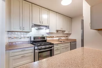 8 Whittier Place #4C, Boston, MA 02114 - Photo 5