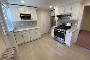 98 Toxteth St, Brookline, MA 02446 - Photo 11