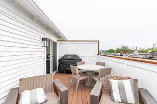 237 Bunker Hill St, Boston, MA 02129 - Photo 29