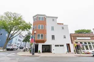 237 Bunker Hill St, Boston, MA 02129 - Photo 35