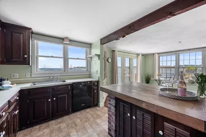 137R Front, Marblehead, MA 01945 - Photo 13