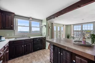 137R Front, Marblehead, MA 01945 - Photo 13