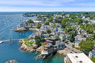 137R Front, Marblehead, MA 01945 - Photo 5