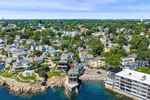 137R Front, Marblehead, MA 01945 - Photo 37