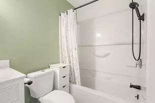 21 Middlesex Ave, Worcester, MA 01604 - Photo 15