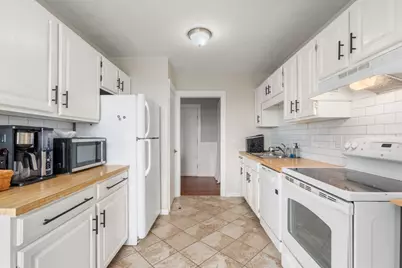 21 Middlesex Ave #303, Worcester, MA 01604 - Photo 7