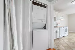 21 Middlesex Ave, Worcester, MA 01604 - Photo 11