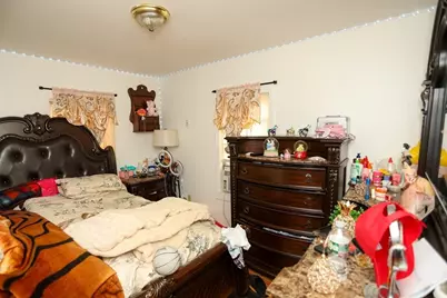 544 Concord St, Lowell, MA 01852 - Photo 11