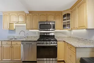 9 Clyde St, Somerville, MA 02145 - Photo 1