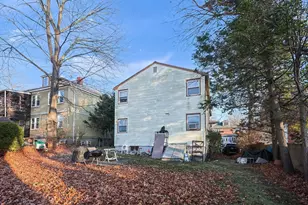 95 Woodhaven St, Boston, MA 02126 - Photo 9