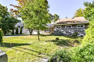 678 Massachusetts Ave, North Andover, MA 01845 - Photo 3