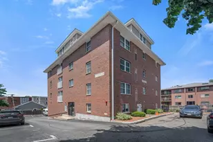 10 Middle St Ct, Waltham, MA 02451 - Photo 15